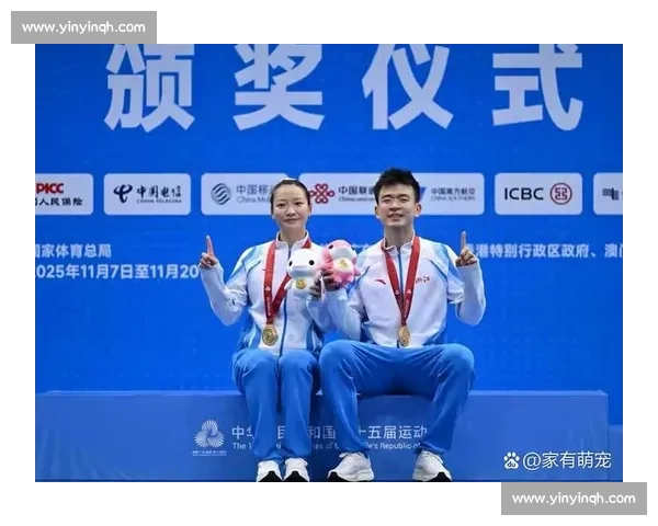 巅峰对决：羽毛球决赛精彩瞬间与选手激烈比拼全记录